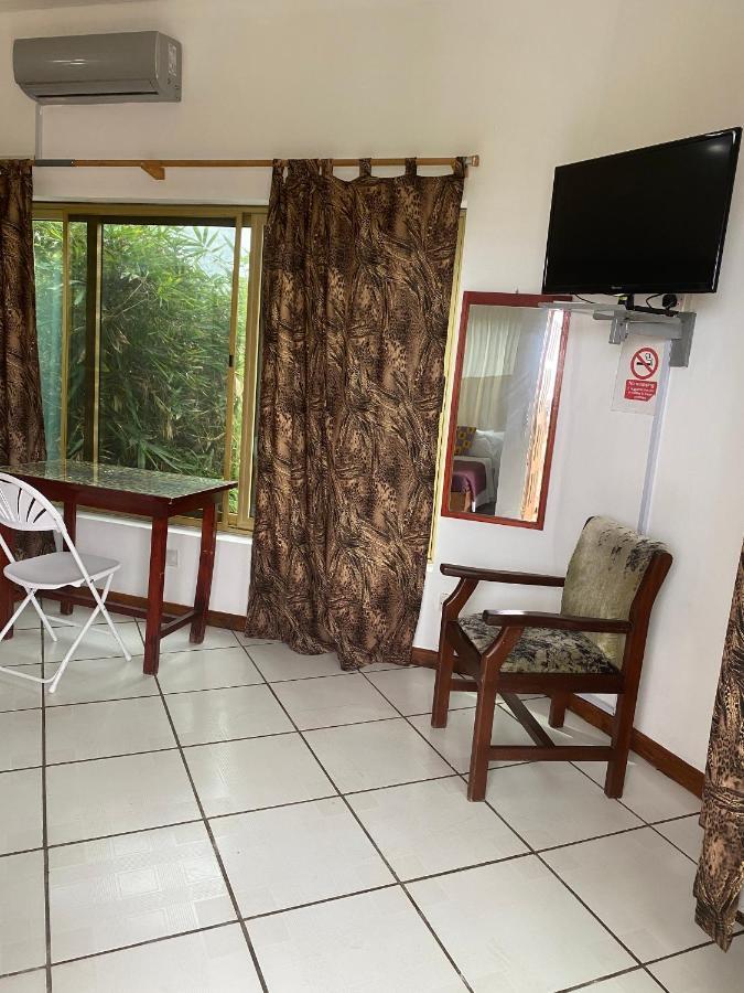 Laparadiseinn Άκρα Εξωτερικό φωτογραφία